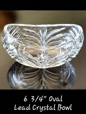 Bright 6 3/4" Oval Lead Crystal Bowl